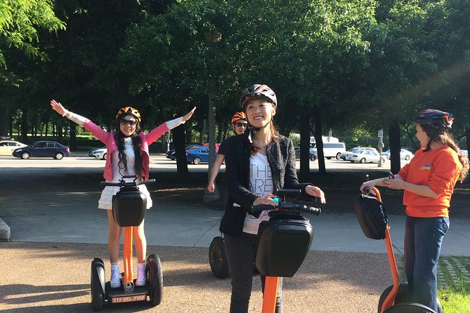 2-Hour Chicago Lakefront & Museum Campus Segway Tour - Buckingham Fountain and Grant Park