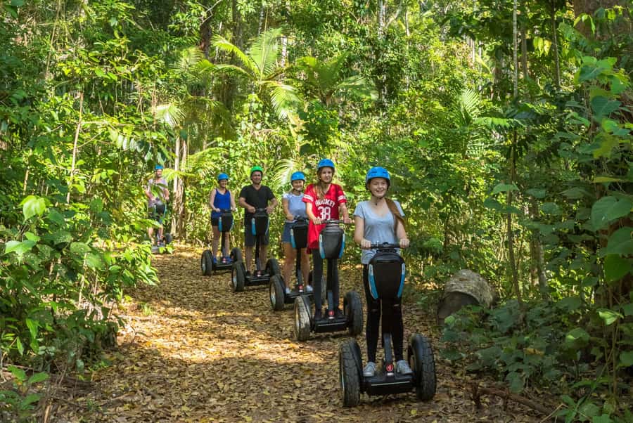 Airlie Beach: Segway Rainforest Discovery Tour - Riding the 9.4-kilometre rainforest track