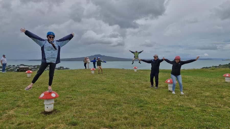 Auckland: Segway to North Head Volcano Summit - Free riding near the beach and Rangitoto