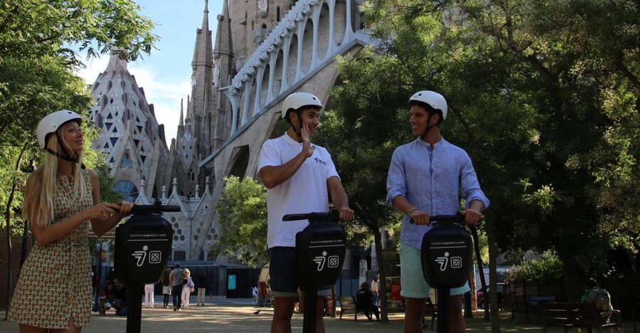 Barcelona: 2.5-Hour Gaudí Segway Tour - Casa Batlló and the Block of Discord
