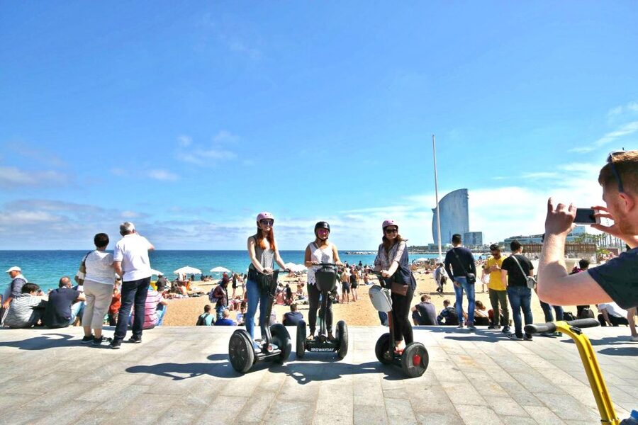 Barcelona: 2-Hour Segway Tour - Rolling through the Gothic Quarter and Plaza de la Merce