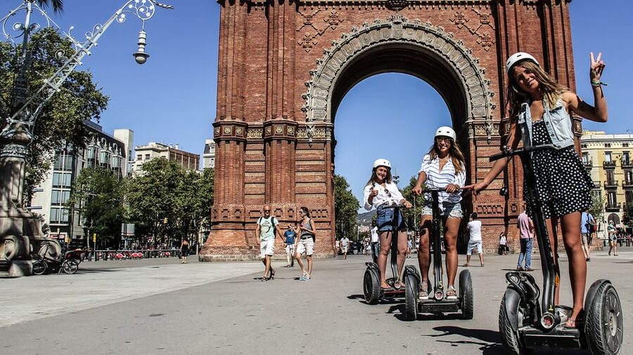 Barcelona: 3-Hour Segway Tour - Along the harbor and Palm Tree Boulevard