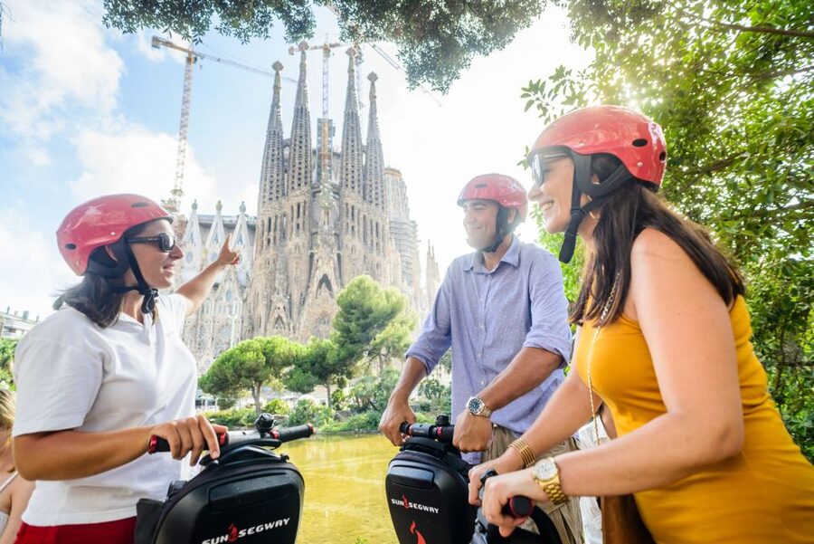 Barcelona: City Highlights Segway Tour - Olympic Port, Barceloneta, and the Mediterranean
