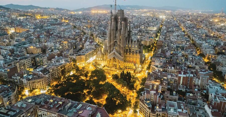 Barcelona: Gaudí Sightseeing Guided Segway Tour - Why a Segway works well for Gaudí’s Barcelona