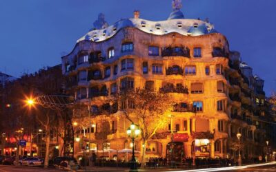 Gaudí Sightseeing Guided Segway Tour