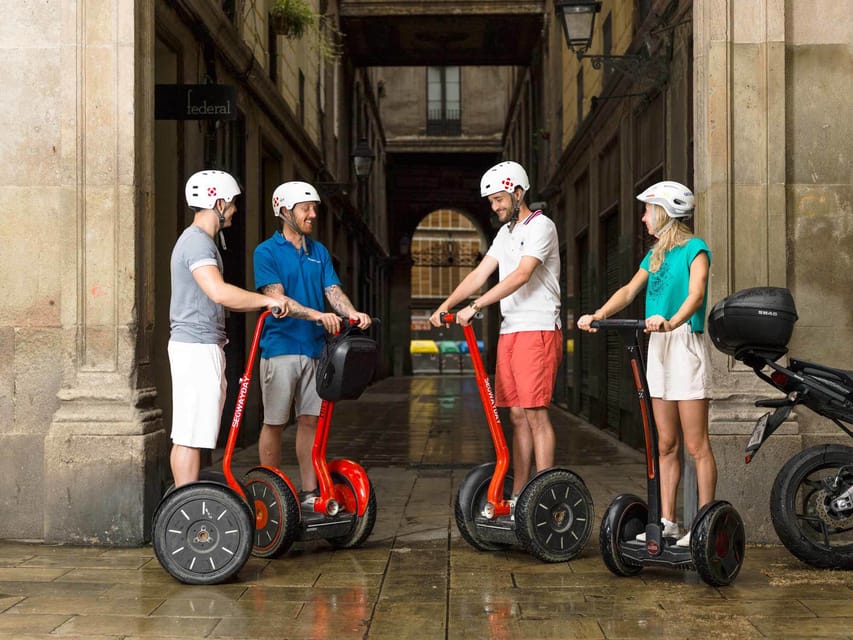 Barcelona: Gothic Quarter & Sagrada Familia Area Segway Tour - Arc de Triomf and the green paths of Ciutadella Park