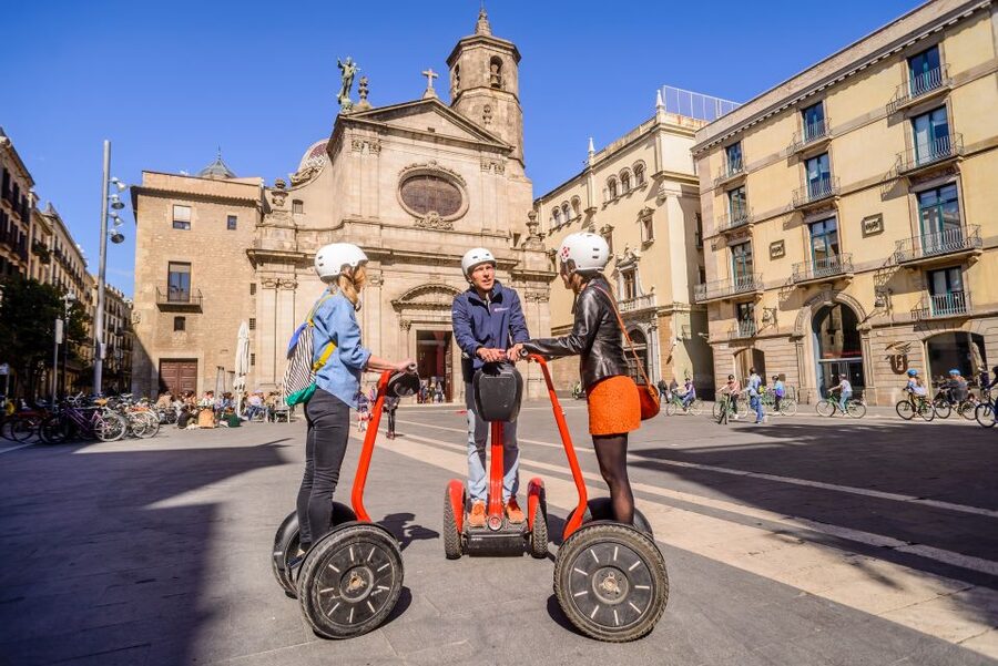 Barcelona Grand 2-Hour Segway Tour - The guides make the difference