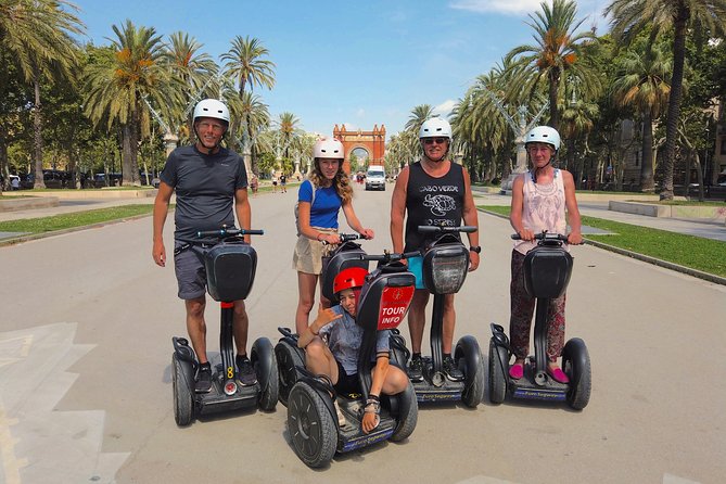 Barcelona Guided Tour on Segway - Ciutadella Park and the Arc de Triomf