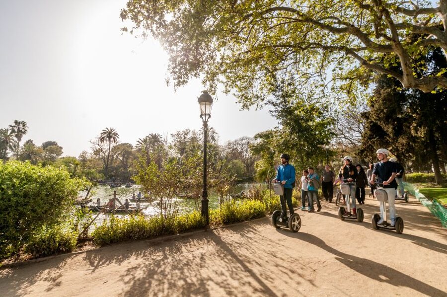 Barcelona Insiders Segway Tour 1.5h - Key points at a glance