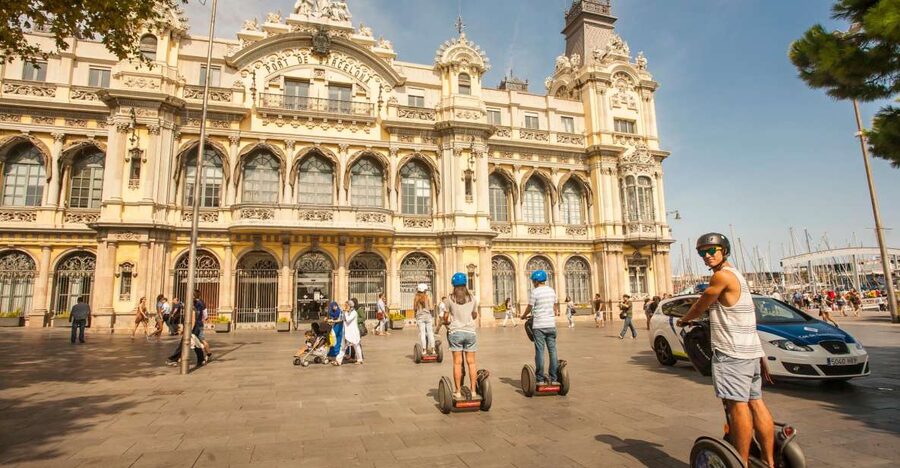 Barcelona: Old Port and Gothic Quarter Guided Segway Tour - Key Points To Know Before You Ride