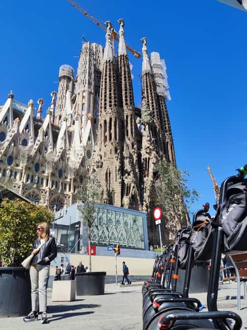 Barcelona Segway Tour: ❤️Gaudi Highlights❤️ - Starting in the Gothic Quarter near Jaume I