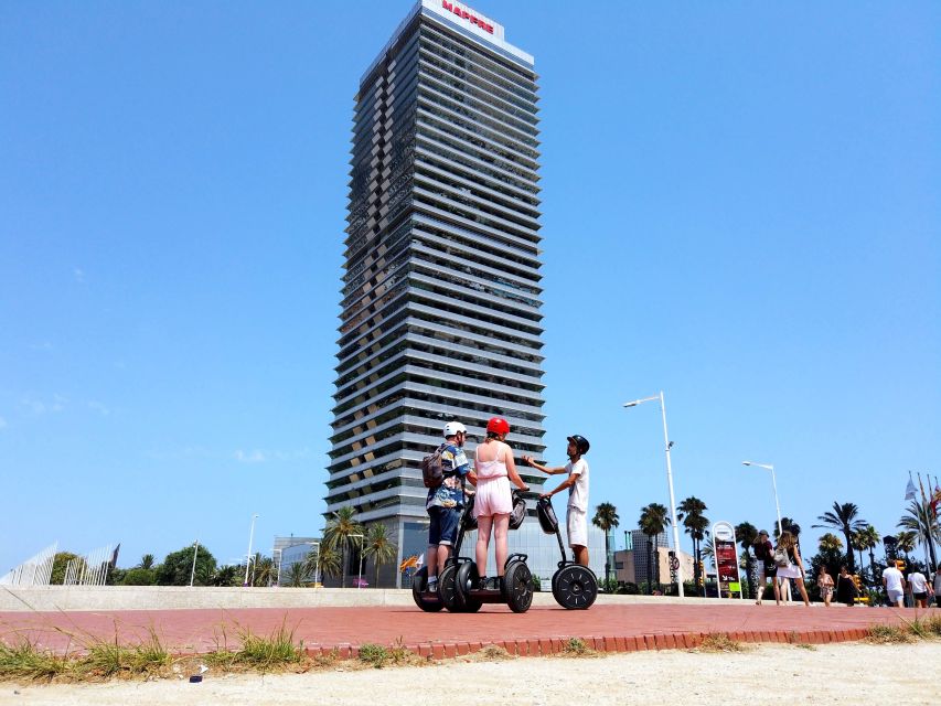 ❤️Barcelona Segway Tour ❤️ with a Local Guide - What kind of Barcelona tour is this?