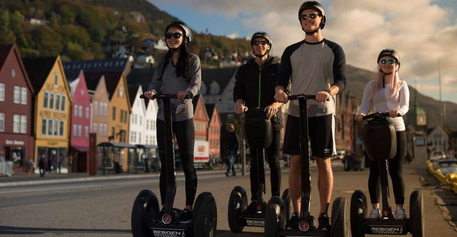 Bergen: 2 Hour Segway Tour - Bergenhus Fortress and the harbor