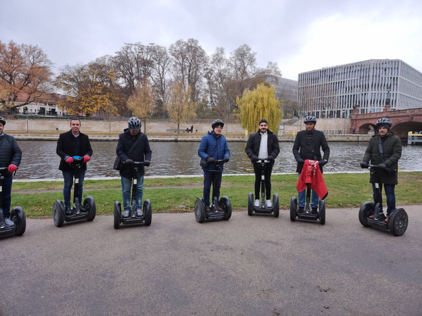 Berlin: 2-H VIP Private Guided Segway Tour - Starting with the safety lesson