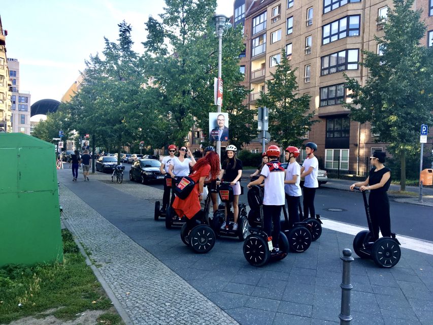Berlin: East Meets West Segway tour Adventure - Unter den Linden and the River Spree