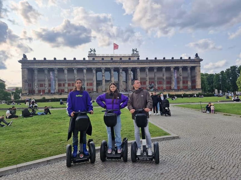 Berlin: guided Segway tour in the heart of the city - A moving tour through Berlin’s center