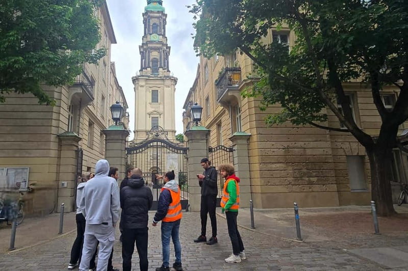 Berlin: guided Segway tour in the heart of the city - Famous sights, parks, and quieter corners