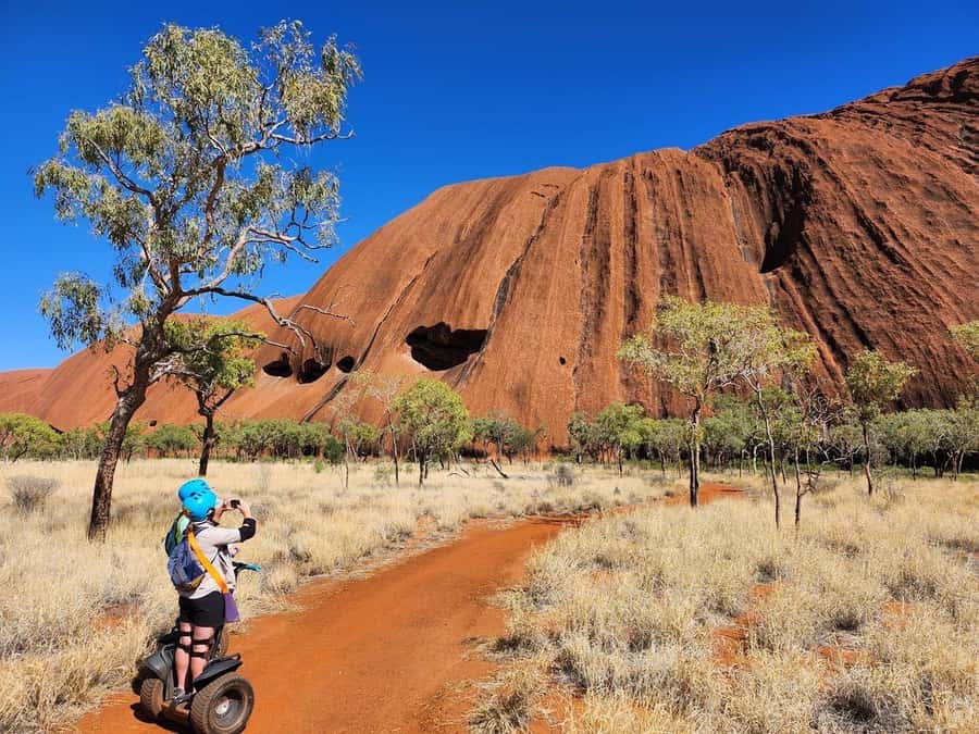 Best of Uluru - Segway and Walking Tour - Heat, flies, and what to pack