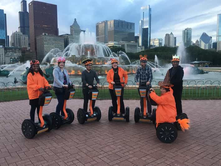 Chicago: Gangsters, Ghosts, and Haunted Hotels Segway Tour - Michigan Avenue and the haunted hotel stories