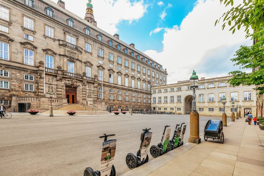 Copenhagen: Guided Segway Tour - Nyhavn, the Black Diamond, and Christiansborg