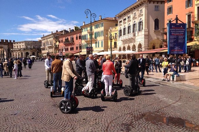 CSTRents - Verona Segway PT Authorized Tour - The 30-minute training session at Via Luigi da Porto