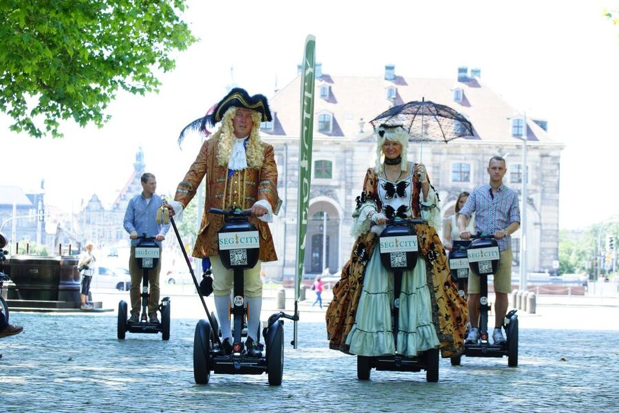Dresden: Guided Segway Klassik Tour - Crossing the Alber Bridge by Segway