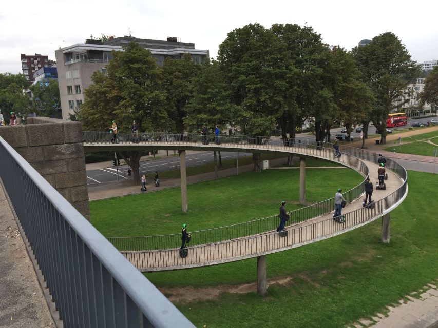 Düsseldorf: 2-Hour Segway Tour along the Rhine - Learning to Ride Before the Rhine Route
