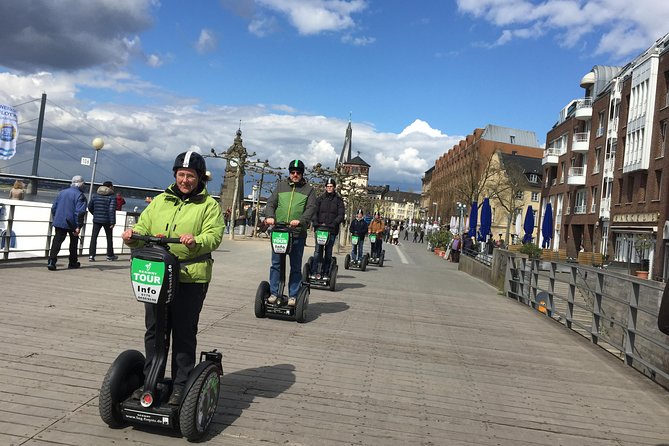 Düsseldorf Segway Tour: Classical City Experience - A fast way to understand Düsseldorf