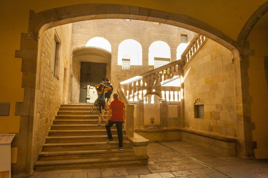 Gaudi's Barcelona 2-Hour Segway Tour with a Live Guide - La Monumental and the modernist city