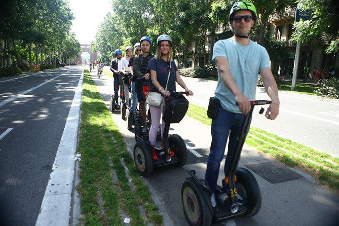 Gran Gaudi - 3H Segway tour - Starting beside the fourth-century Roman wall