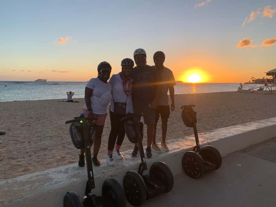 Honolulu: Magic Island & Beach Segway Tour - Meeting at Kewalos Basin Park
