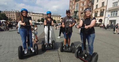 2h World War II, visiting the Ghetto segway tour