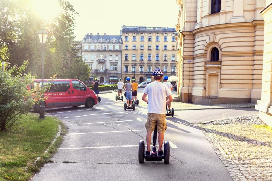 Krakow: Jewish Quarter Segway Tour - The Old Synagogue, Remuh Synagogue, and Jewish Cemetery