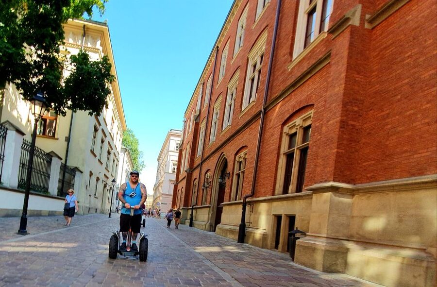 Krakow: Old Town & Jewish Quarter 2-Hour Segway Tour - Who will enjoy this ride most