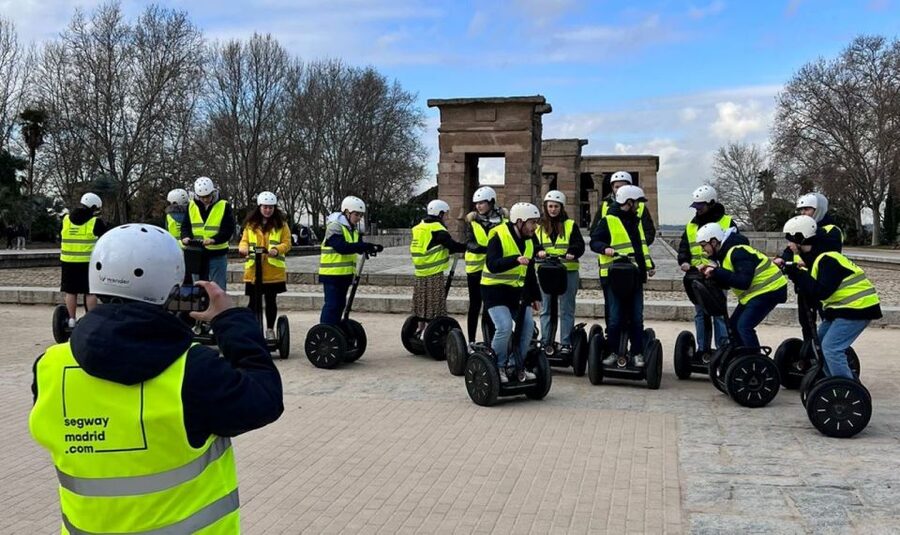 Madrid: Madrid Rio Park Segway Private Tour - Why Madrid Rio is a smart place for a Segway tour