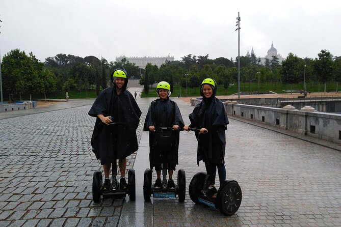 Madrid River Segway Tour - Campo del Moro and the palace setting