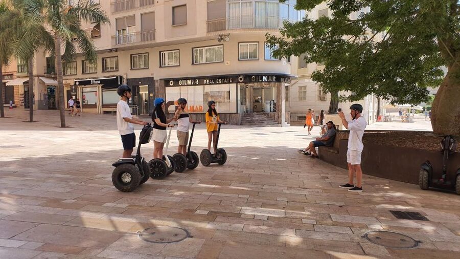 Malaga: Complete City Highlights Segway Tour - La Malagueta and the city’s seafront character
