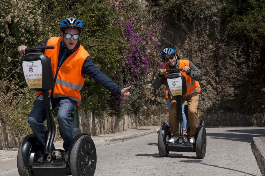 Malaga: Segway City Highlights Tour - The guides make the difference