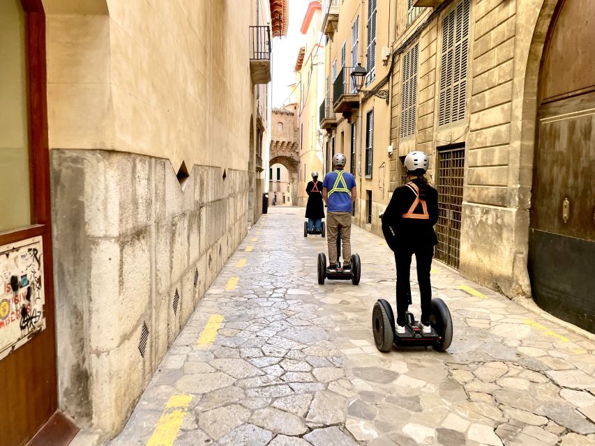 Mallorca: 2-Hour Sightseeing Segway Tour with Local Guide - What the guide adds to two hours