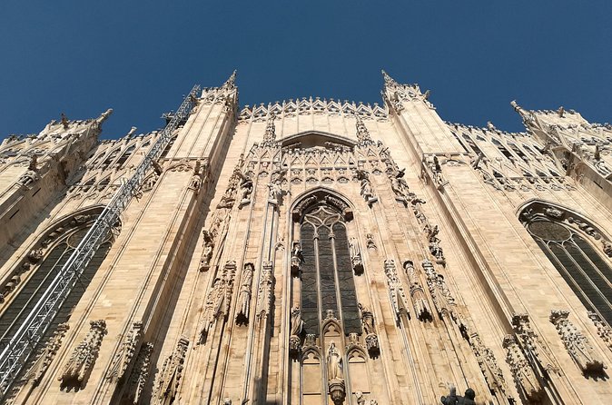 Milan: Segway Tour Local Tourist Guide Live - 2 hours & half - Piazza della Scala and La Scala