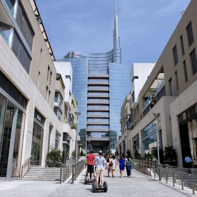 Milan: SEGWAY Tour with Live Tourist Guide 2 hours & half - Key points at a glance