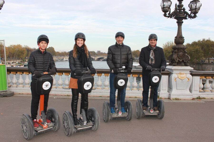 Paris: Guided Segway Tour - The Louvre is a highlight, not an admission