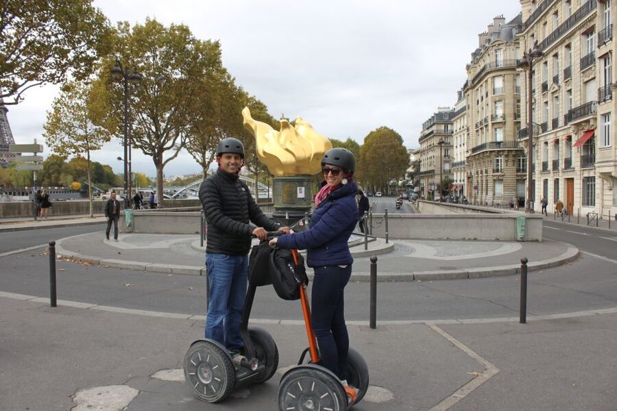 Paris: Private Sightseeing Segway Tour - The Champs-Élysées and Arc de Triomphe