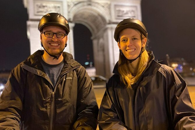 Paris: Segway Night highlights small group tour - First views at Invalides