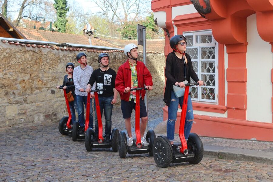 Prague: 4-Hour Segway and Scooter Tour with Lunch and Drinks - Why the eScooter and Segway combination works