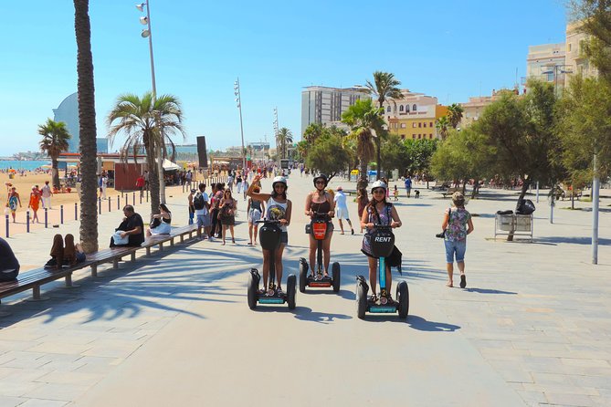 Private Live Guided Barcelona Segway Tour - 180 min - Port Vell and the old harbor entrance