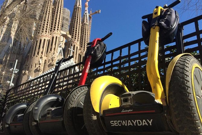 Sagrada Familia Segway Tour - Gothic Quarter and Columbus Monument