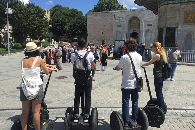 Segway Istanbul Old City Tour - Morning - Gülhane Park offers a welcome pause