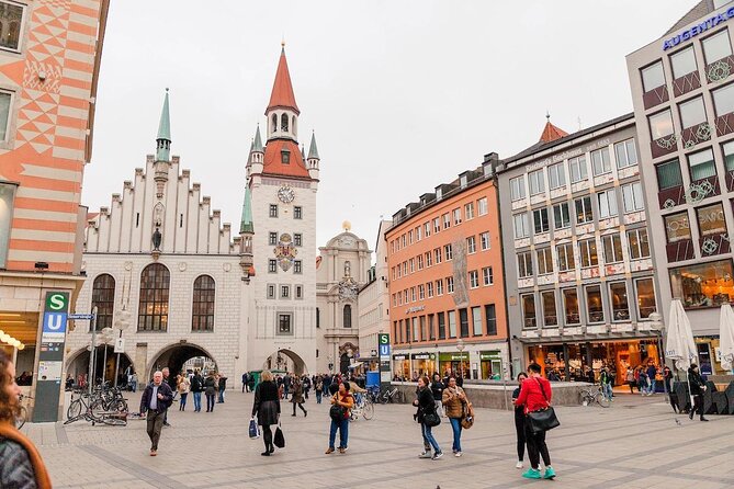 Segway Tour Munich Old Town 3 hours - Deutsches Museum and the value of commentary