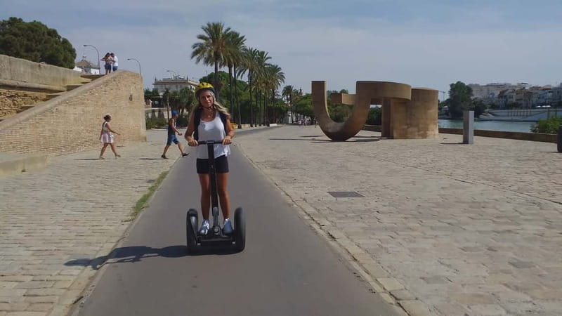 Seville: City Highlights Segway Tour with Guide - The Cathedral, Alcázar, and Archive of the Indies